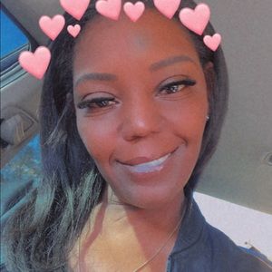 Meet your Posher, Latoya